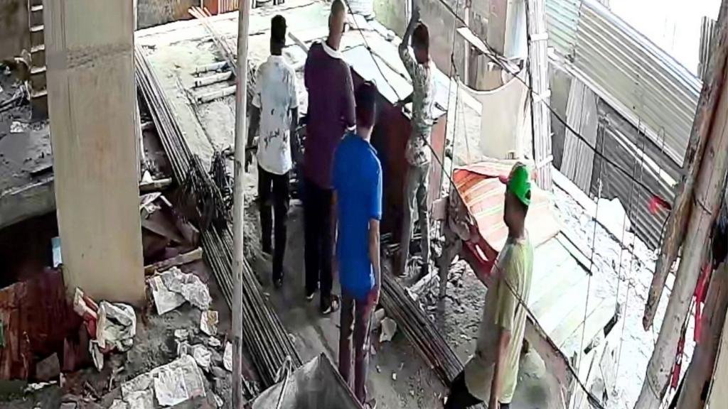 'চাঁদা না পেয়ে' ট্রাক এনে লুটপাট; সরকার কেন চাঁদাবাজি-দখল থামাতে পারছে না?