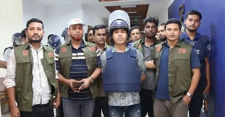 চট্টগ্রামে ডেভিড ইমনের ৭ সহযোগী গ্রেফতার