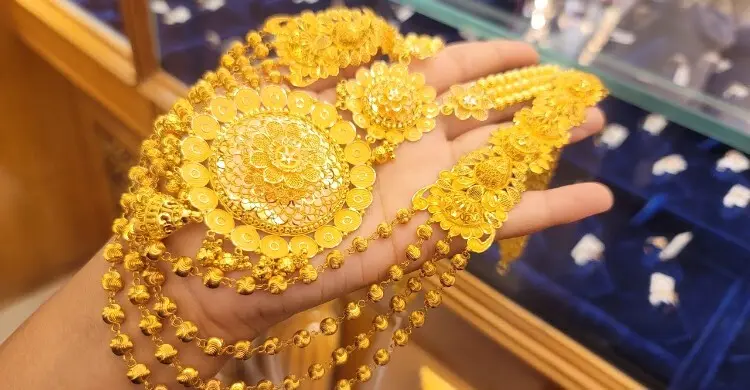 সপ্তাহের সর্বনিম্ন দামে সোনা, ভরি কত টাকা?