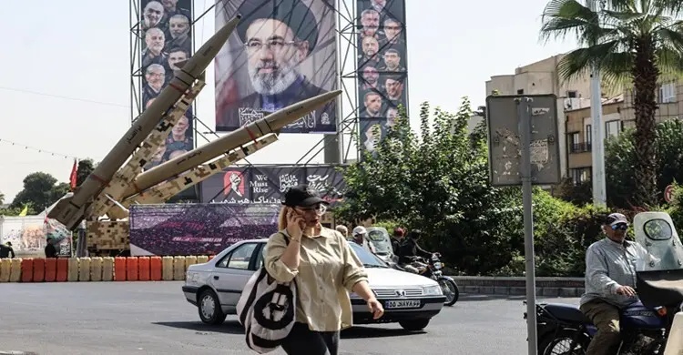যুক্তরাষ্ট্রকে ‘ফাদার অব অল বোম্বস’ দেখানোর ঘোষণা ইরানের