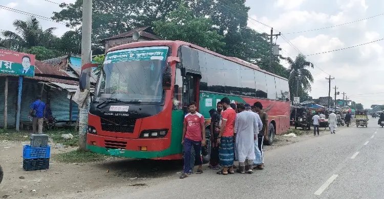 বিআরটিসি বাস পিষে দিলো স্কুলছাত্রকে
