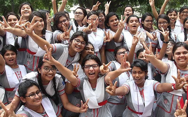 হলি ক্রস কলেজে ভর্তি পরীক্ষার ফল প্রকাশ