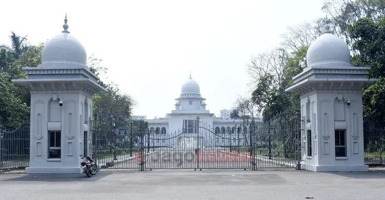 কক্সবাজার সৈকতের বালিয়াড়িতে সড়ক নির্মাণে নিষেধাজ্ঞা বহাল