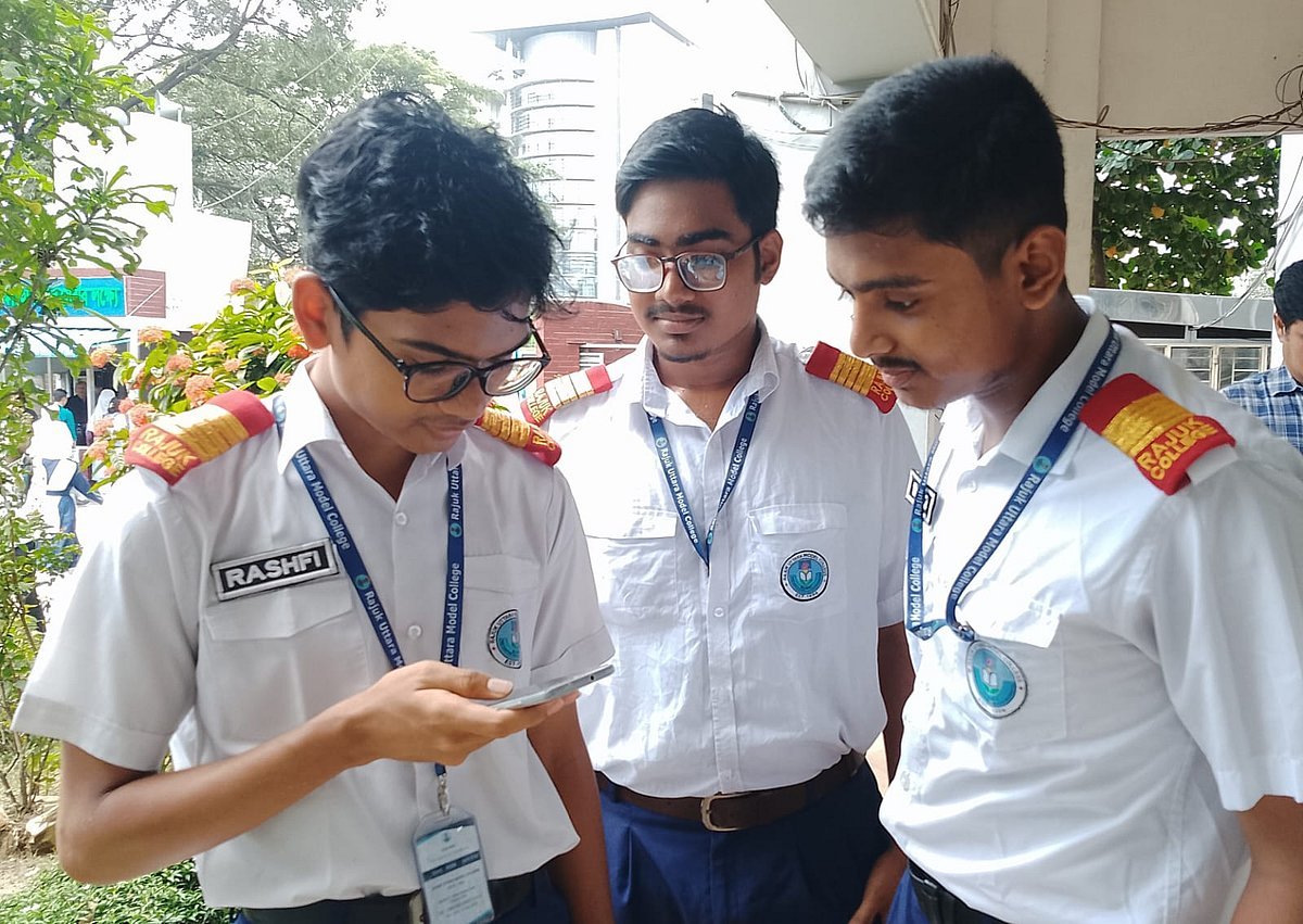 নির্বাচিত ৯ লাখ ৮০ হাজারের বেশি, ৪১৬টি কলেজ শিক্ষার্থী পায়নি
