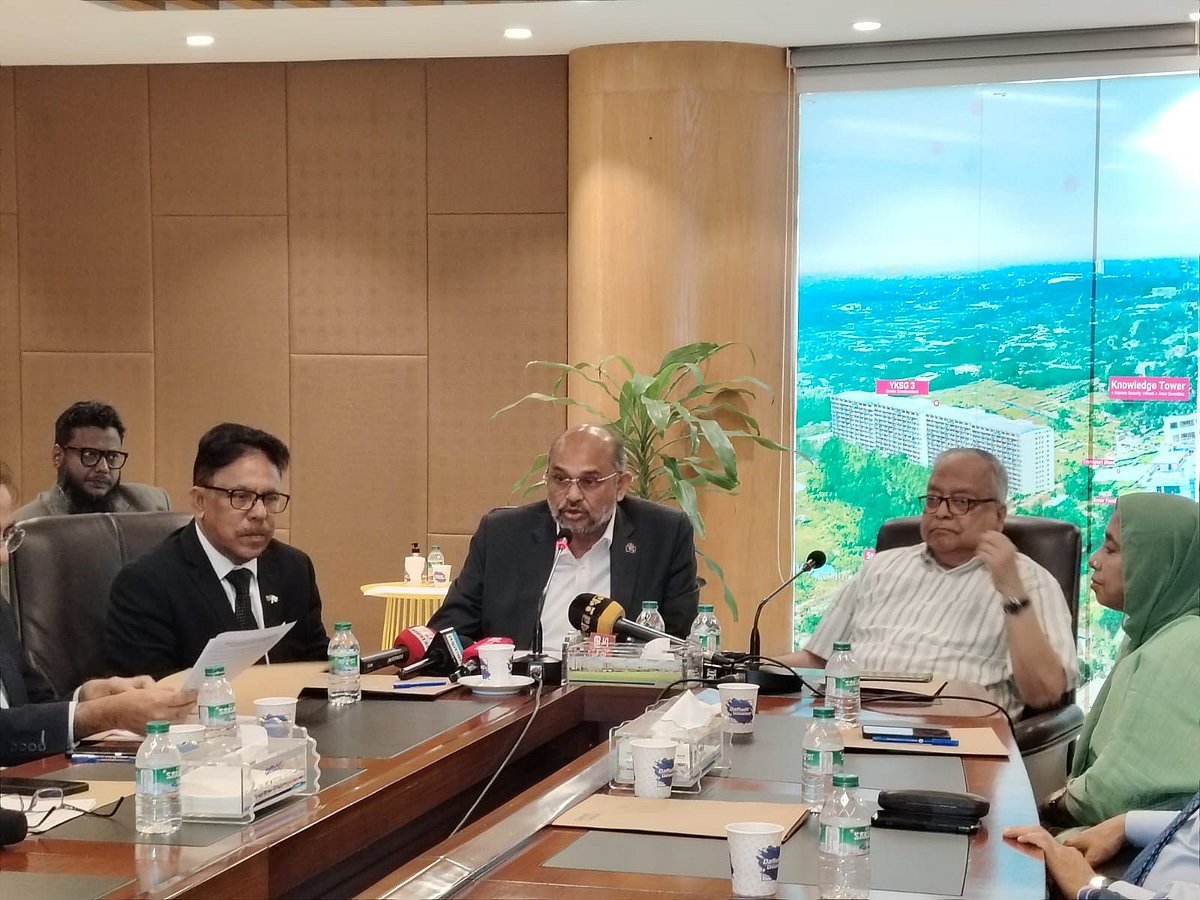 অনুমোদনের পরই পঞ্চবার্ষিক পরিকল্পনা ‘মৃত’ হয়ে যেত: অর্থ উপদেষ্টা