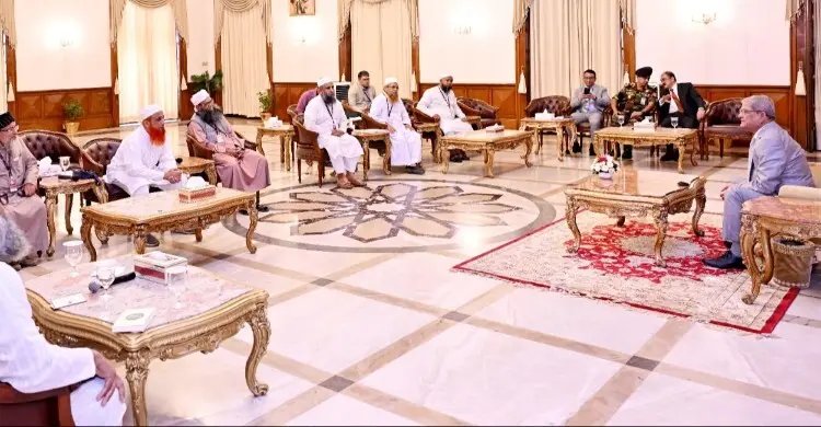 রাষ্ট্রপতির সঙ্গে জমিয়তে উলামায়ে প্রতিনিধিদলের সৌজন্য সাক্ষাৎ
