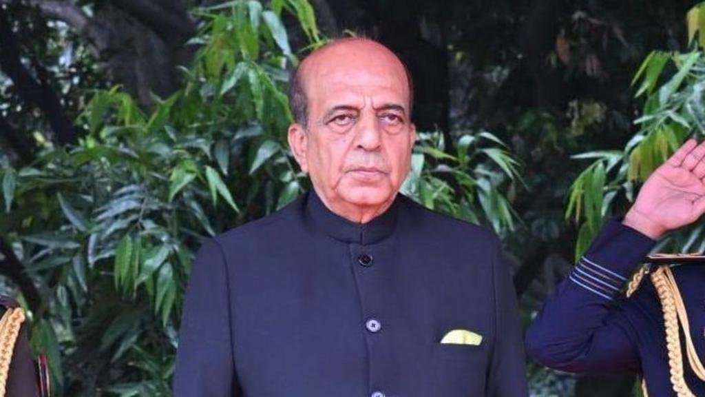 ভারতীয় হাইকমিশনার দীনেশ ত্রিবেদী শেখ হাসিনা প্রসঙ্গে কী বুঝাতে চাইলেন