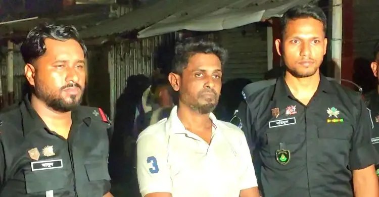 বাসে যাত্রী জিম্মি করে মুক্তিপণ আদায়, আটক ‘মূলহোতা’