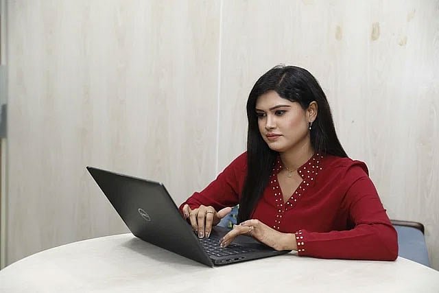 বেসরকারি সংস্থায় চাকরি, পদ ১৬৯
