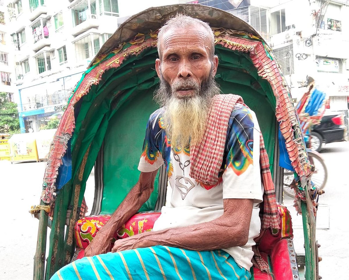 বৃদ্ধ শাহজাহানের ঘরে খাবার নেই, দুই মাসের ঘরভাড়া বাকি