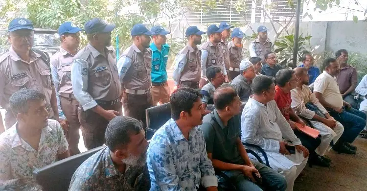 ব্যাটারিচালিত অটোরিকশায় কিউআর কোড ব্যবহারের উদ্যোগ