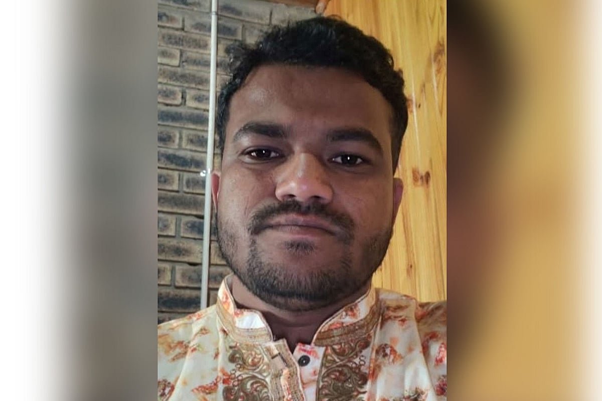 ‘ছেলে তো মরলই, শেষবারের মতো লাশটা দেখতে চাই’