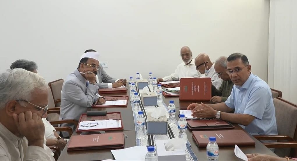 ডেঙ্গু প্রতিরোধে দেশজুড়ে প্রচারপত্র বিতরণ করবে বিএনপি