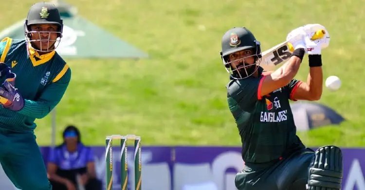 দক্ষিণ আফ্রিকার মাটিতে দাপুটে জয়ে সিরিজ রিশাদ-সাইফদের দখলে
