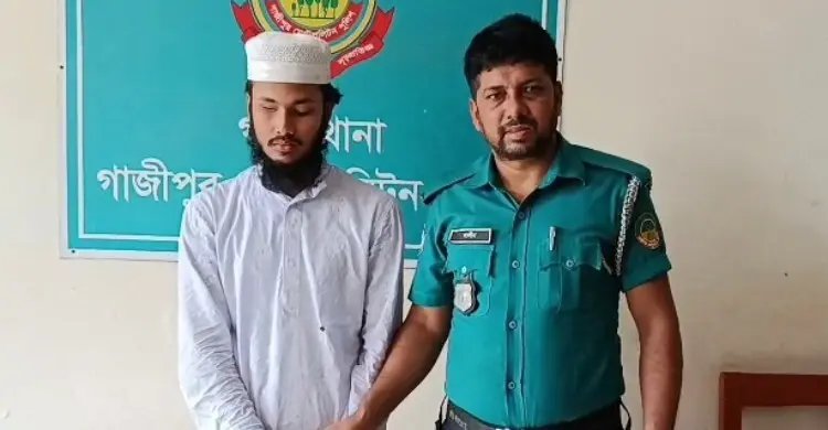 দুই ছাত্রকে গরম খুন্তির ছ্যাঁকা, ৩ মাদরাসা শিক্ষক গ্রেফতার