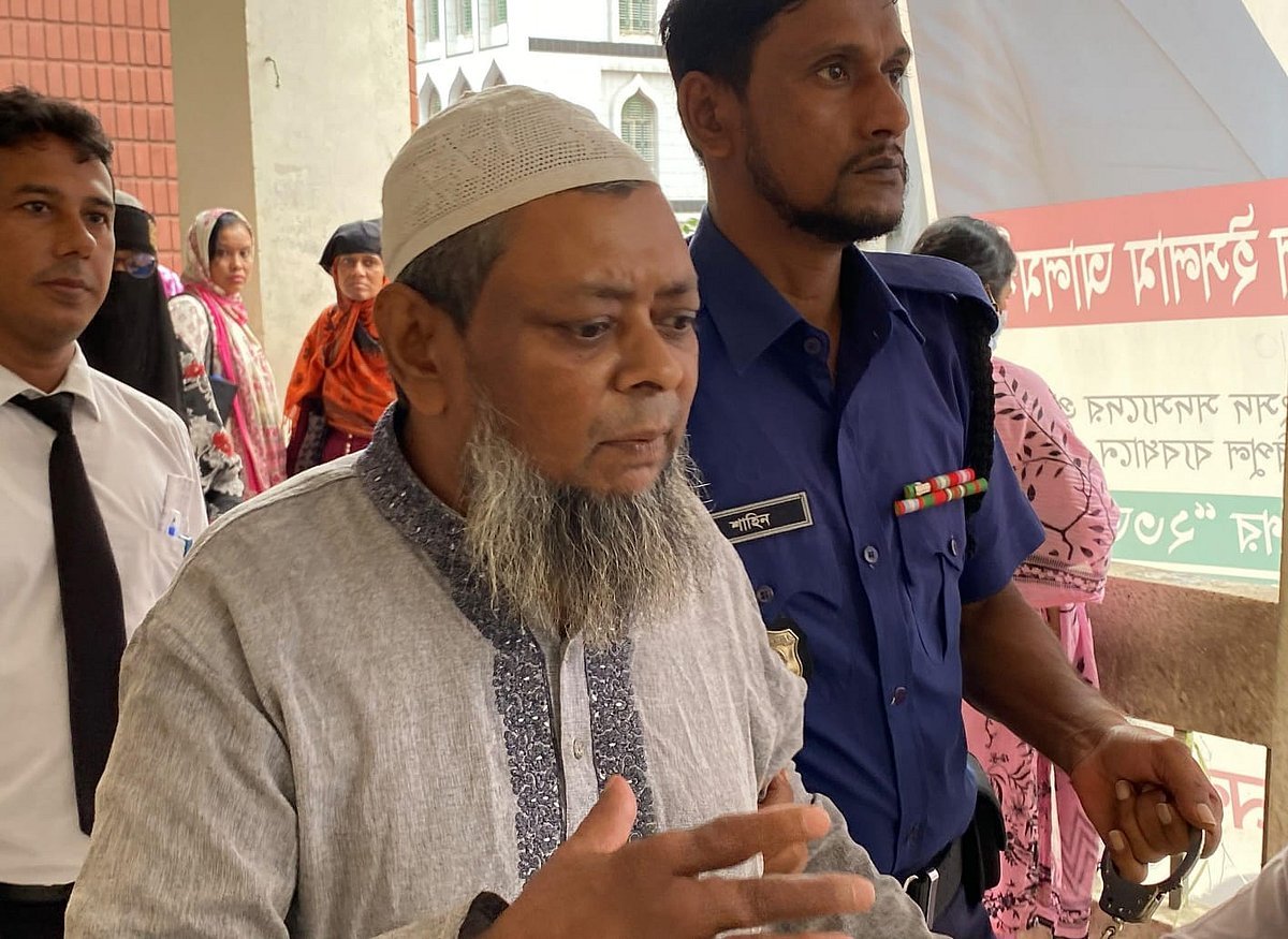 দুই লাখ টাকা যৌতুকের জন্য স্ত্রীকে পুড়িয়ে হত্যার দায়ে স্বামীর মৃত্যুদণ্ড