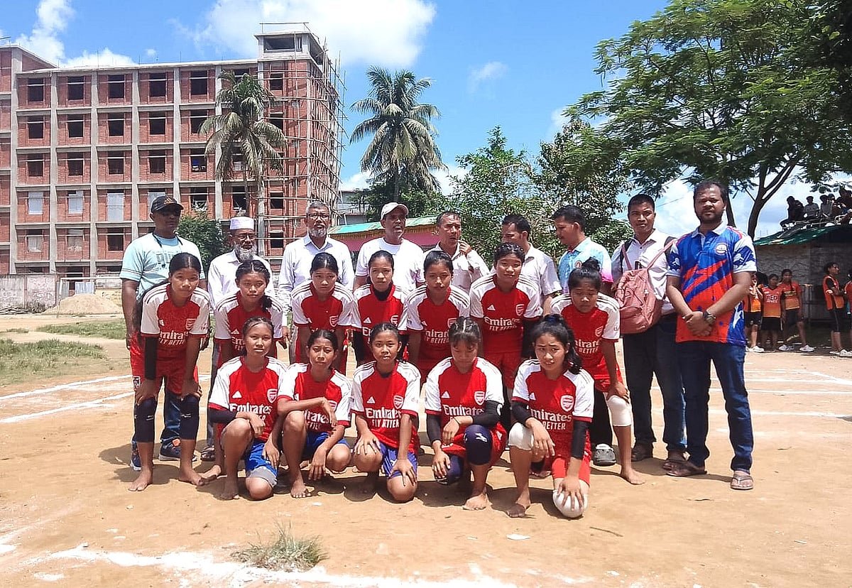 ফাইনালে কচ্ছপতলী আলোর পাঠশালা বালিকা কাবাডি দল