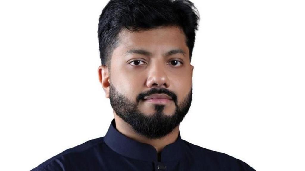 ইশরাকের পদত্যাগপত্র গ্রহণ করে প্রজ্ঞাপন জারি