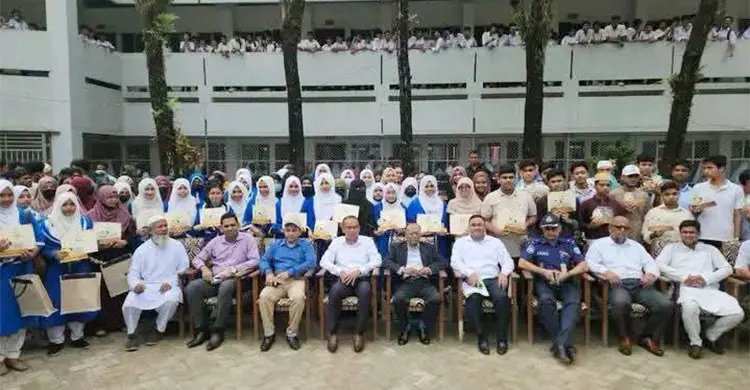 জিপিএ-৫ বা ভালো ফলাফল জীবনের সাফল্যের একমাত্র মাপকাঠি নয়