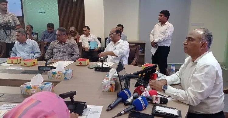 জ্বালানি তেলের সরবরাহ স্বাভাবিক, ডিসেম্বর পর্যন্ত সংকট হবে না