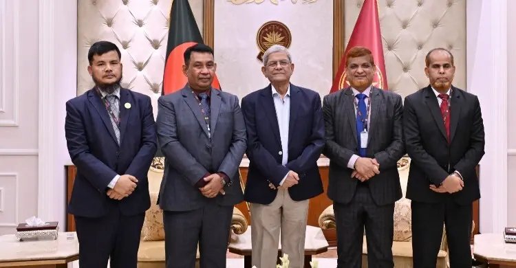 কৃষিতে রাসায়নিক সার-কীটনাশকের যথেচ্ছ ব্যবহার নিয়ন্ত্রণে সচেতন হতে হবে