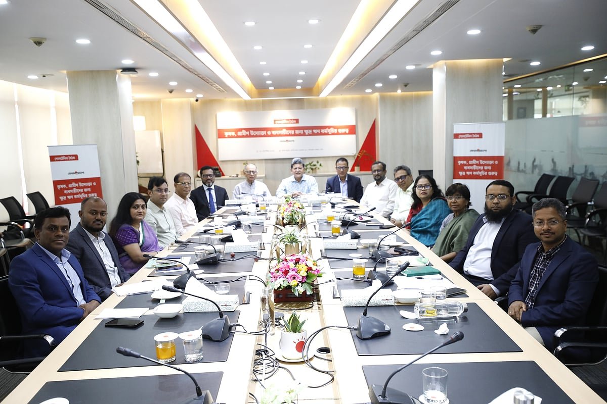 কৃষক, গ্রামীণ উদ্যোক্তা ও ব্যবসায়ীদের জন্য ক্ষুদ্র ঋণ কর্মসূচির গুরুত্ব