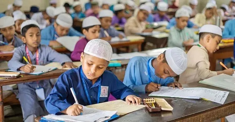 মাদরাসার পঞ্চম-অষ্টম শ্রেণির বৃত্তি পরীক্ষার ফরম পূরণে সময় বাড়লো