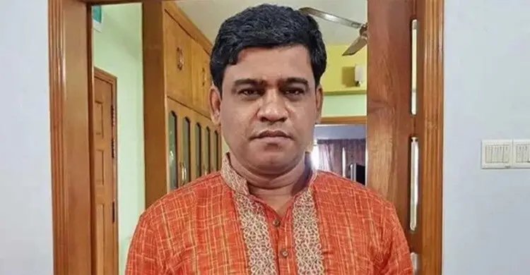 নামাজের ঘরে ঝুলছিল ব্যাংকারের মরদেহ, চিরকুটে ঋণ-বদলি-মামলার কথা