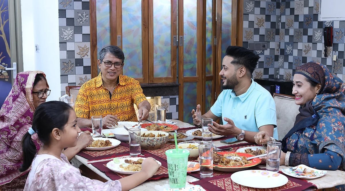 পরিবারের প্রবীণ সদস্যের সঠিক পুষ্টি কীভাবে নিশ্চিত করবেন 