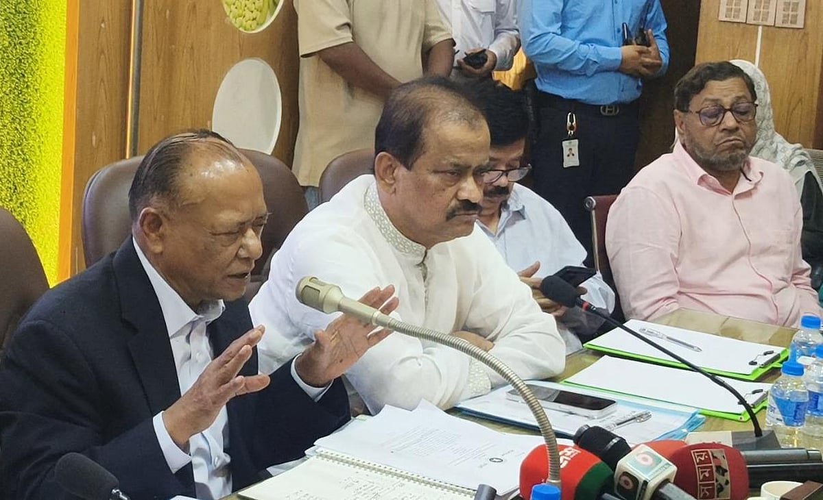 সামাজিক অবক্ষয় রোধে চাই সম্মিলিত প্রচেষ্টা: পরিবেশমন্ত্রী