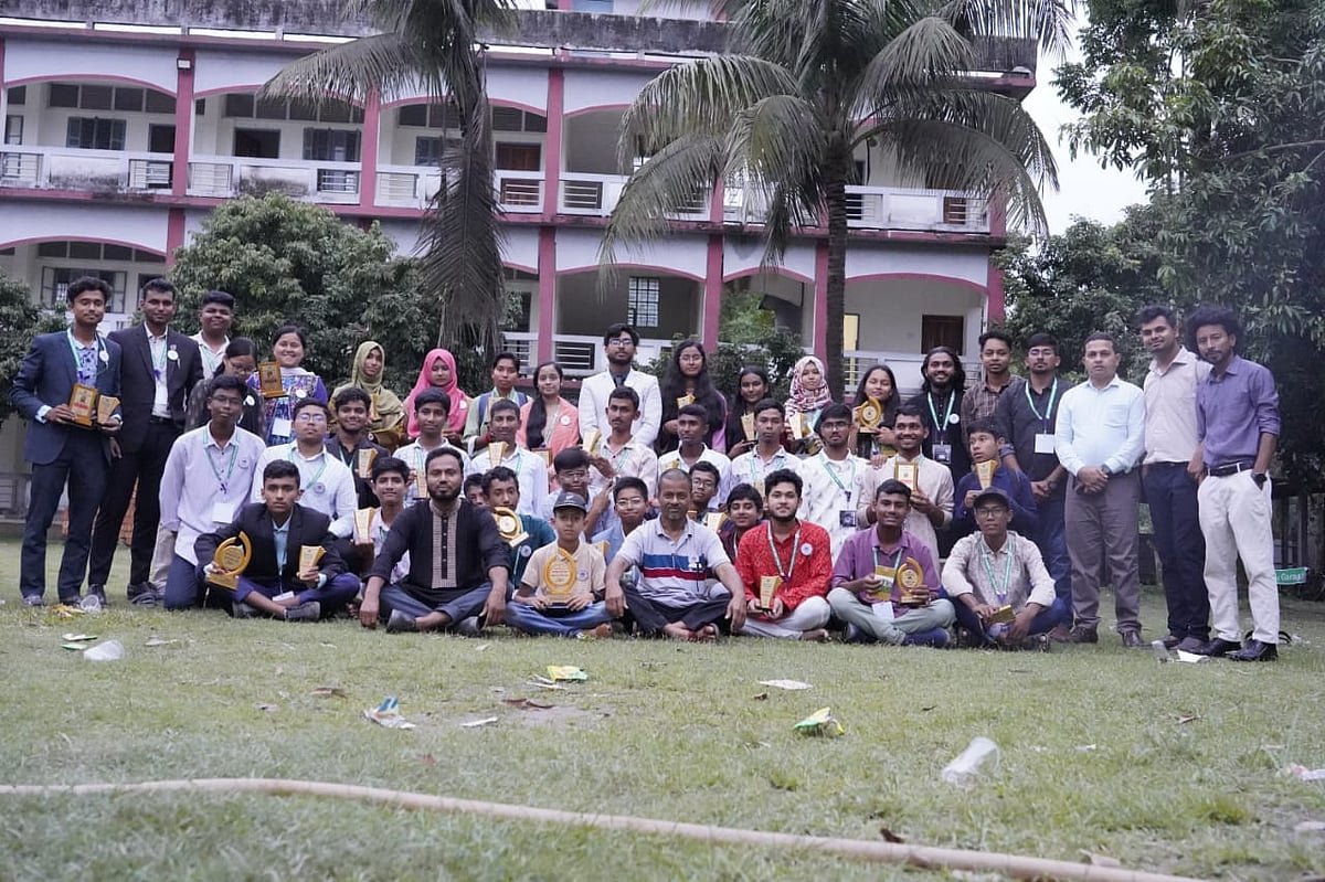 সমাপনী অনুষ্ঠানের মধ্য দিয়ে শেষ হলো চতুর্থ এসডিএস ডিবেট ফেস্টিভ্যাল