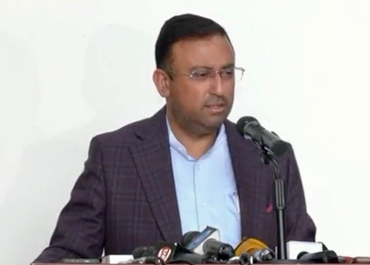 সম্পর্ক নতুনভাবে শুরু করতে চাই, তাই ভারতে প্রধানমন্ত্রীর দ্বিপক্ষীয় সফর হওয়া উচিত