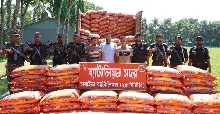 সরাইলে ১০ টন ভারতীয় জিরা জব্দ, গ্রেফতার ৩