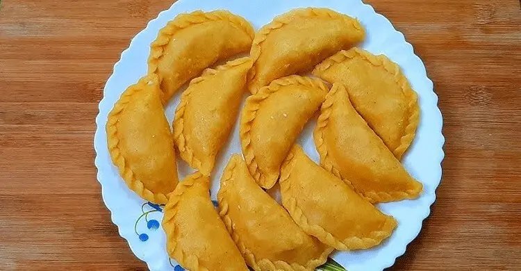 তালের দিয়ে বানিয়ে নিন ভাপা পুলি