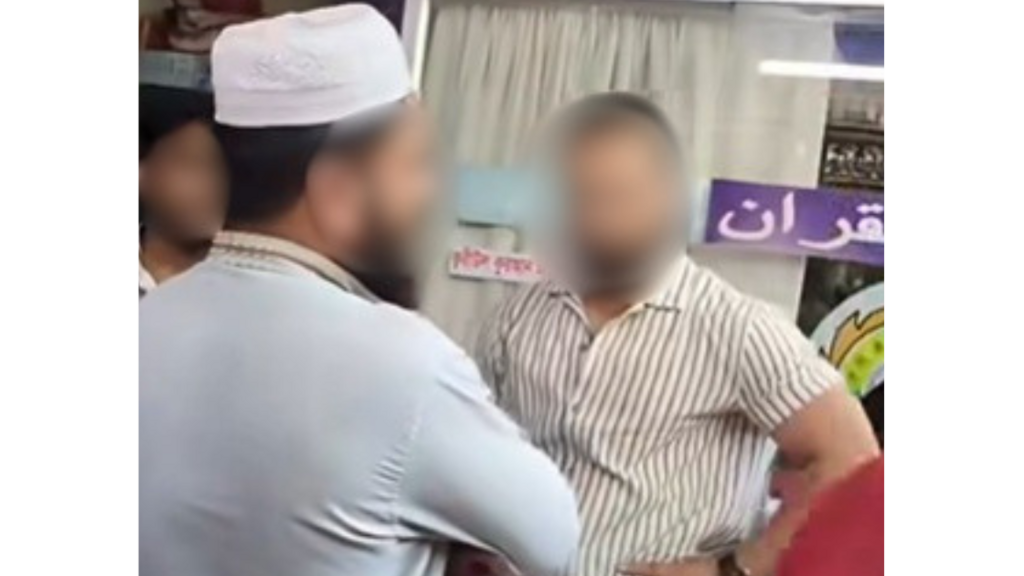 টঙ্গীতে মাদ্রাসা শিক্ষককে চড় মারা ব্যক্তিকে গ্রেফতার করতে চায় পুলিশ