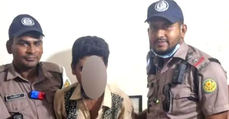 যাত্রাবাড়ীতে সোনার চেইন ছিনতাই, হাতেনাতে ছিনতাইকারী ধরা
